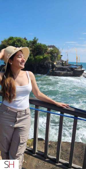 23 year old Asian Escort in Penticton I am available
