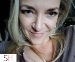 45 Year/Old new lady here...~Any age accept!!~**100% real in Kingston