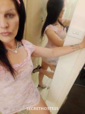 ESCORT MINX .. I HOST OR CAN TRAVEL TO YOU., Corio bay motel in Geelong