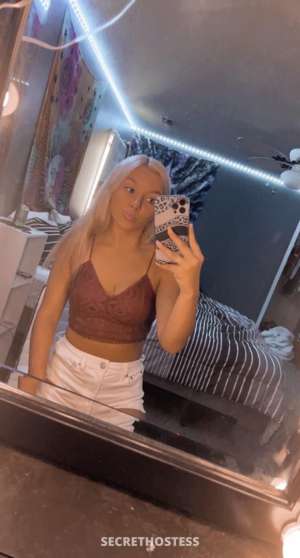 Strictly hook up I like to **** your **** and **** your cock in Syracuse NY