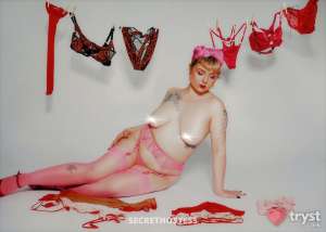 Valerie - Let’s create a fantasy in Chicago IL