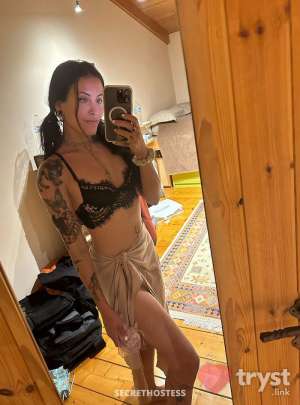 Nessa - MIT engineer and muse in San Francisco CA