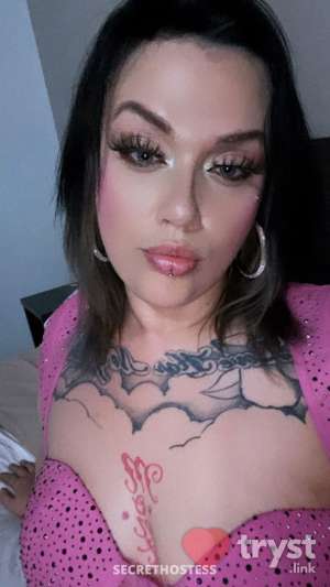 Sydney SNOW - 3 hole goddess new in town in Miami FL