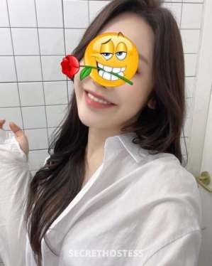 21 year old Chinese Escort in Capalaba Brisbane New Girl in Capalaba– Lucky is Here to Pamper You