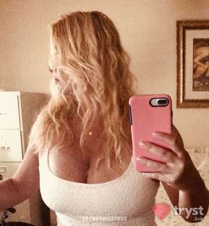Valerie - Classy 35Dd 5’9 Valerie in Fort Lauderdale FL