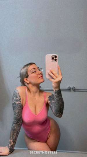 I’m HORNY and AVAILABLE for fun rn 😩💦👅🍆INCALL in Hickory NC