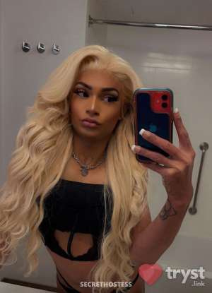 20 year old Mixed Escort in Delray Beach FL Gretchen Wieners - Can I Break Your Heart