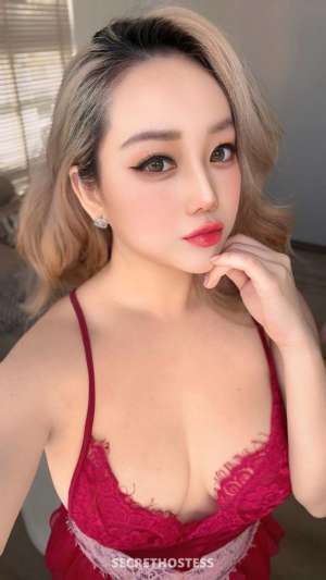 23 year old Asian Escort in Abu Dhabi Nana Full Servicer VIP, escort