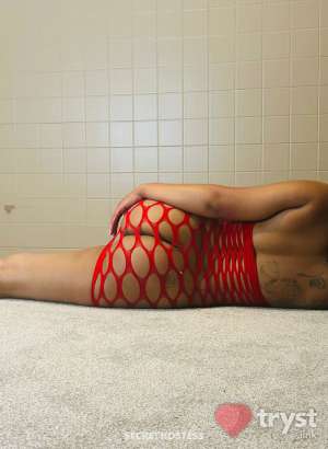 27 year old Black Escort in Jackson TN Desire - Sensual but shy