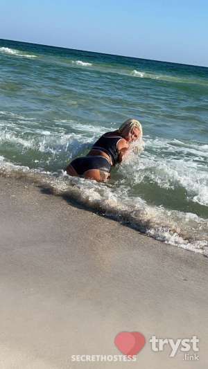 Lacey Snow - Beautiful natural bombshell in Pensacola FL