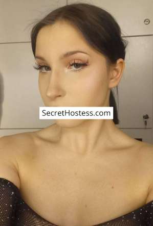 Anna, Agency in Milan