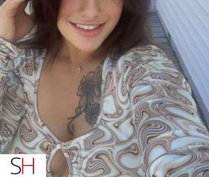 22 year old Caucasian Escort in Longueuil ~ Disponible ce Vendredi Soir xox Vien t’amuser xx