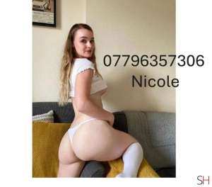 SEXY 🍑🍑 big Booty HOT GIRL NEW Nicole 🍾🍾,  in West Sussex