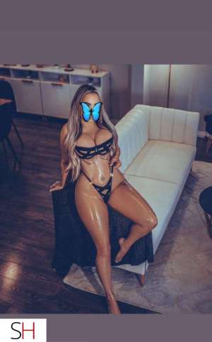 26 year old Caucasian Escort in Kelowna Here for a bachelor party!!! want to have 2 hot blondes