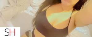 26 year old Caucasian Escort in Tricities/Pitt/Maple Young Milf Fantacy - Tight, Toned, and Tempting