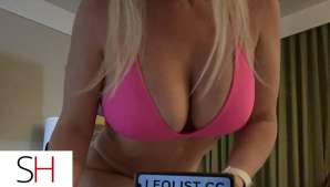 New babe! Lets play! Party and fetish friendl in Saskatoon