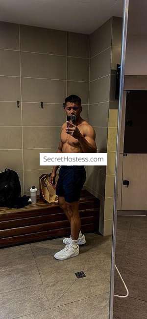 37 year old Asian Escort in Melbourne Escort msg gay