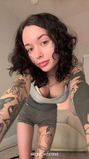 28 year old Escort in Northern MI MI Slim companion for strong,Big Gentlemen -private section