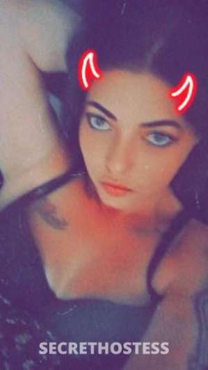 Cherry 40Yrs Old Escort Image - 9