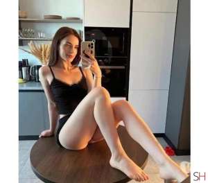 MANU BRUNETTE BRAZILIAN PARTYGIRL ..., Independent in Essex