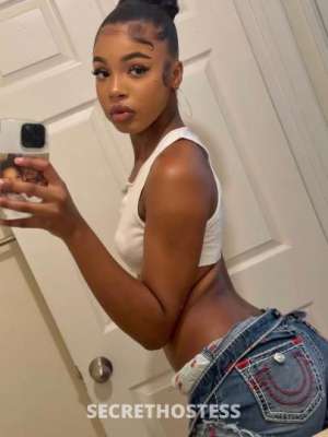 20 year old Escort in Bozeman MT New To Town (arriving tonight) Pretty &amp; Petite Fresh