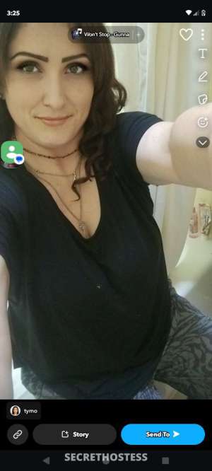 35 year old Escort in Charlotte NC .new chick on the block