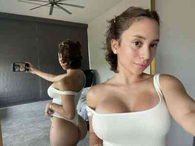 Yasmine Escorte and massage in Ksamil