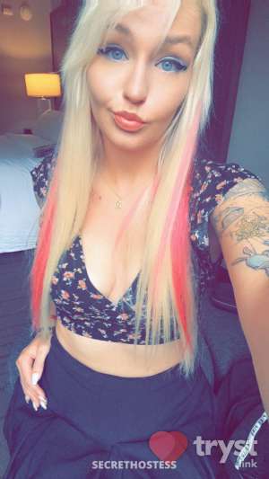Nova Rae - Alt Blonde XXX Model in Parsippany NJ