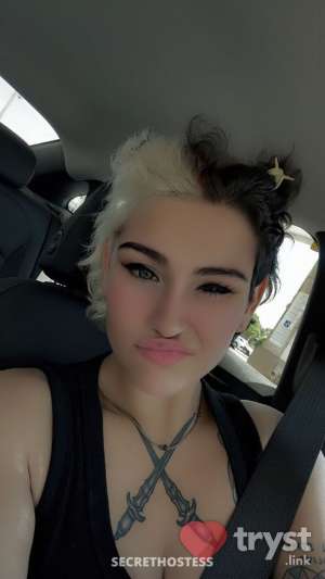 20 year old Escort in Oceanside CA Miss Lexxx - Alternative &amp; Spicy