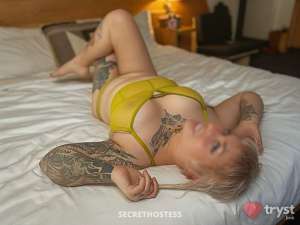 30 year old White Escort in Kingston NY Annabelle Velour - Soft and sweet with a bite