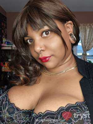 Kiana Divine - Kiana Divine At Your Service in Philadelphia PA