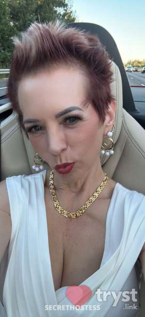 RubyLynne - XXX Redhead Cougar Bombshell in Portland OR
