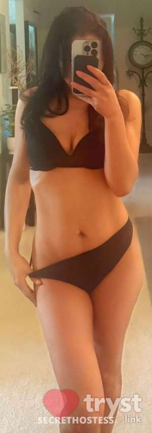 Adriana Sabella - Well-reviewed in Washington DC