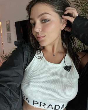 I’m available and down for hookup and good sex in Bristol VA