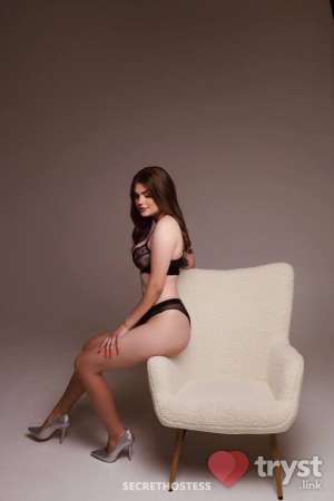 Nika 20Yrs Old European Escort Brunette Blue Eyes C Cup  in Schaumburg IL