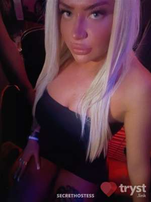 Dallas - Your blonde next door in Long Island NY