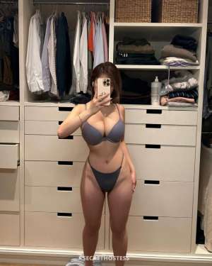 25 year old Escort in Dubai Exotic Companion Escort Emma Location Marina xxxx-xxx-xxx