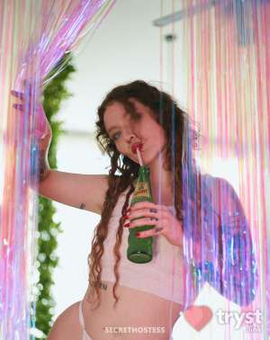 Gia Genet - Njoy Division in Los Angeles CA