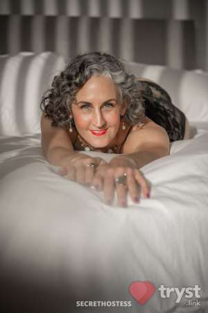 40 year old Escort in Marina del Rey CA Margot Deveraux - Petite and Passionate Tantrika