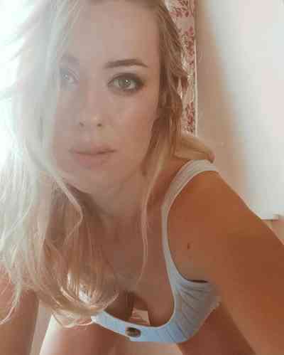 31 year old Escort in Texas Stunning Petite Escort Sally Available For Party Bookings: 