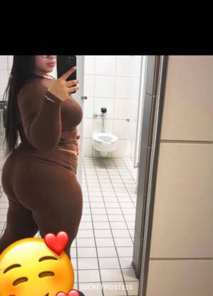 21 year old Swedish Escort in Milton *outcall* upscale babe 100% real pleasure