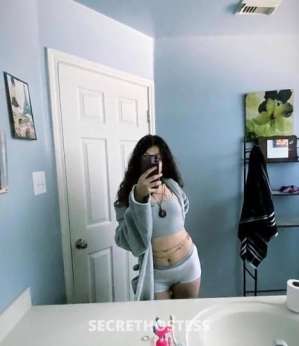 21 year old Escort in Houston TX Come Dive In And Out
