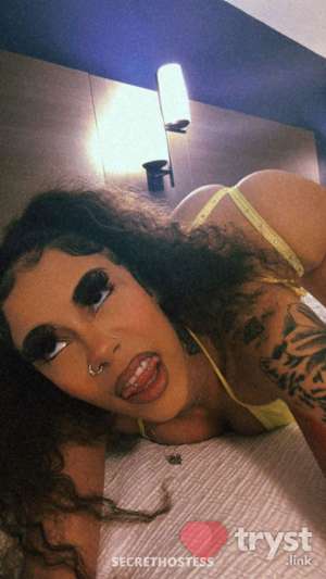 jasmine - pretty/petite getaway in Houston TX
