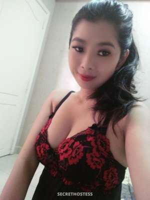 26 year old Taiwanese Escort in Muscat Helen Taiwanese Escort Fingering Foot Fetish French Kissing