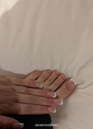 hi it's Melina new in town ready to please in Niagara