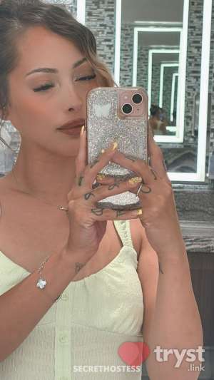 Nikki Milano - I live in the details in Las Vegas NV