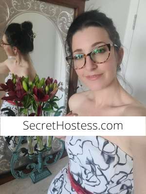 Ana Rosa in Gold Coast