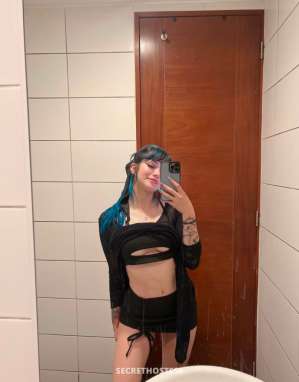 25 year old Caucasian Escort in Trois-Rivières Female escort services ; sex fun and hook up