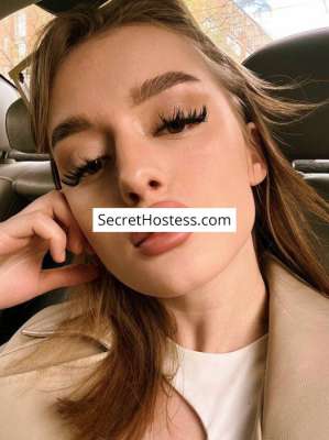 24 year old Caucasian Escort in Marseille Nelli, Agency