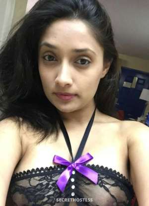 Hot Indian punjabi girl available in your Town in Windsor